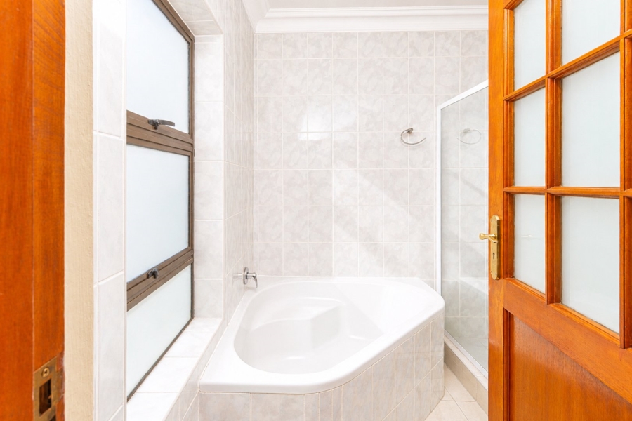 3 Bedroom Property for Sale in Birdwood Estate North West